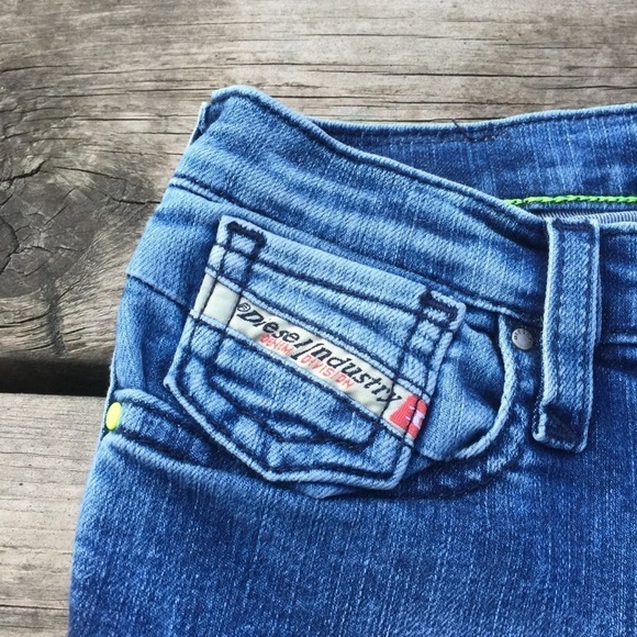 𝅺DIESEL boy’s jeans - Picture 2 of 4